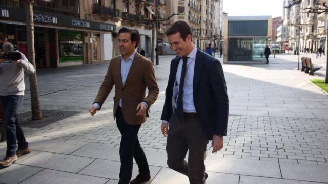 Pablo Zalba, presidente del PP de Navarra y Pablo Casado en Pamplona