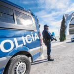 El despliegue en Les Arts fue más propio de un ataque terrorista que del registro al despacho de una octogenaria