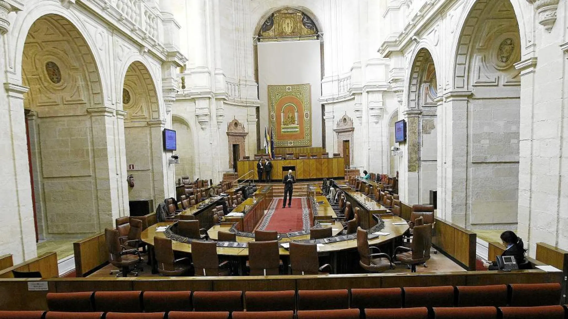 La actividad en el Parlamento se retomó con la Mesa de la Diputación Permanente y siete Mesas de comisiones para preparar los trabajos