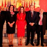 Silvia Clemente, junto a los expresidentes de las Cortes, Estella, García-Cirac, Fernández Santiago, Sánchez Reyes y Llamazares