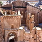 La Catedral de Santa María, sigue inmersa en un grave deterioro que se incrementa por la falta de una cubierta, según los técnicos de Patrimonio de la Consejería de Cultura. LA RAZÓN