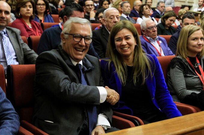 Javier Arenas y Teresa Ruiz-Sillero, senadores por designación autonómica / Foto: Manuel Olmedo