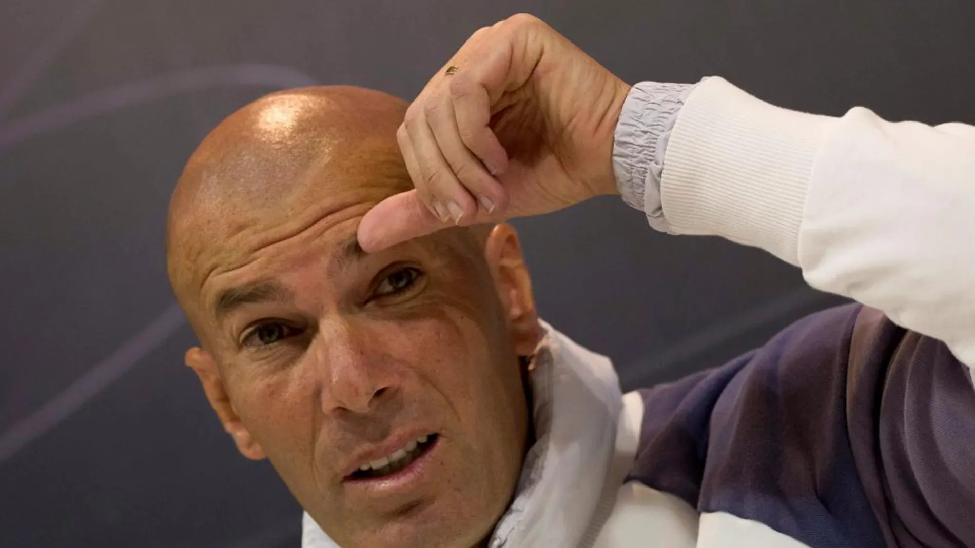 Zinedine Zidane en una rueda de prensa