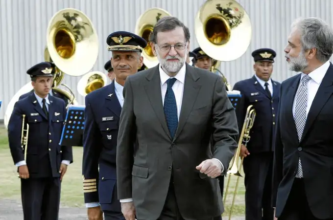 Rajoy pide al PP calma y que espere a que pase la tormenta