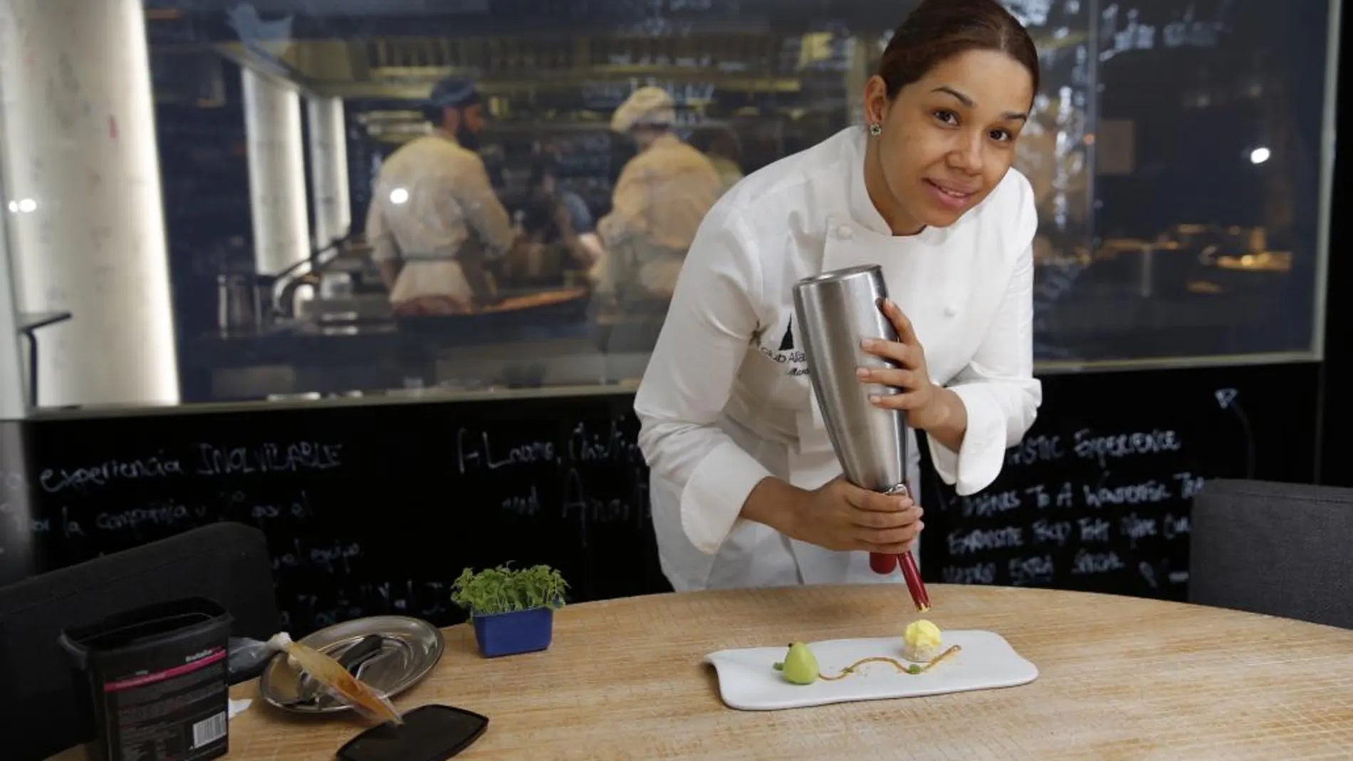 María Marte, con dos estrellas Michelin, participa en El Club Allard en la iniciativa culinaria