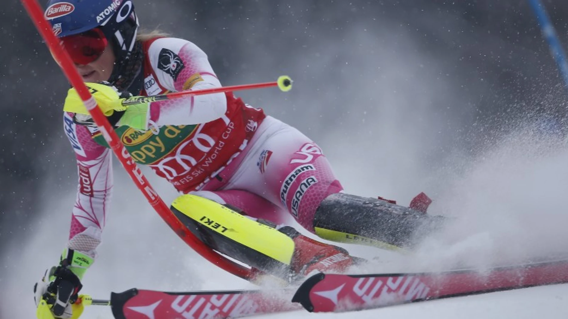Espectacular imagen de Mikaela Shiffrin en el Slalom en Maribor