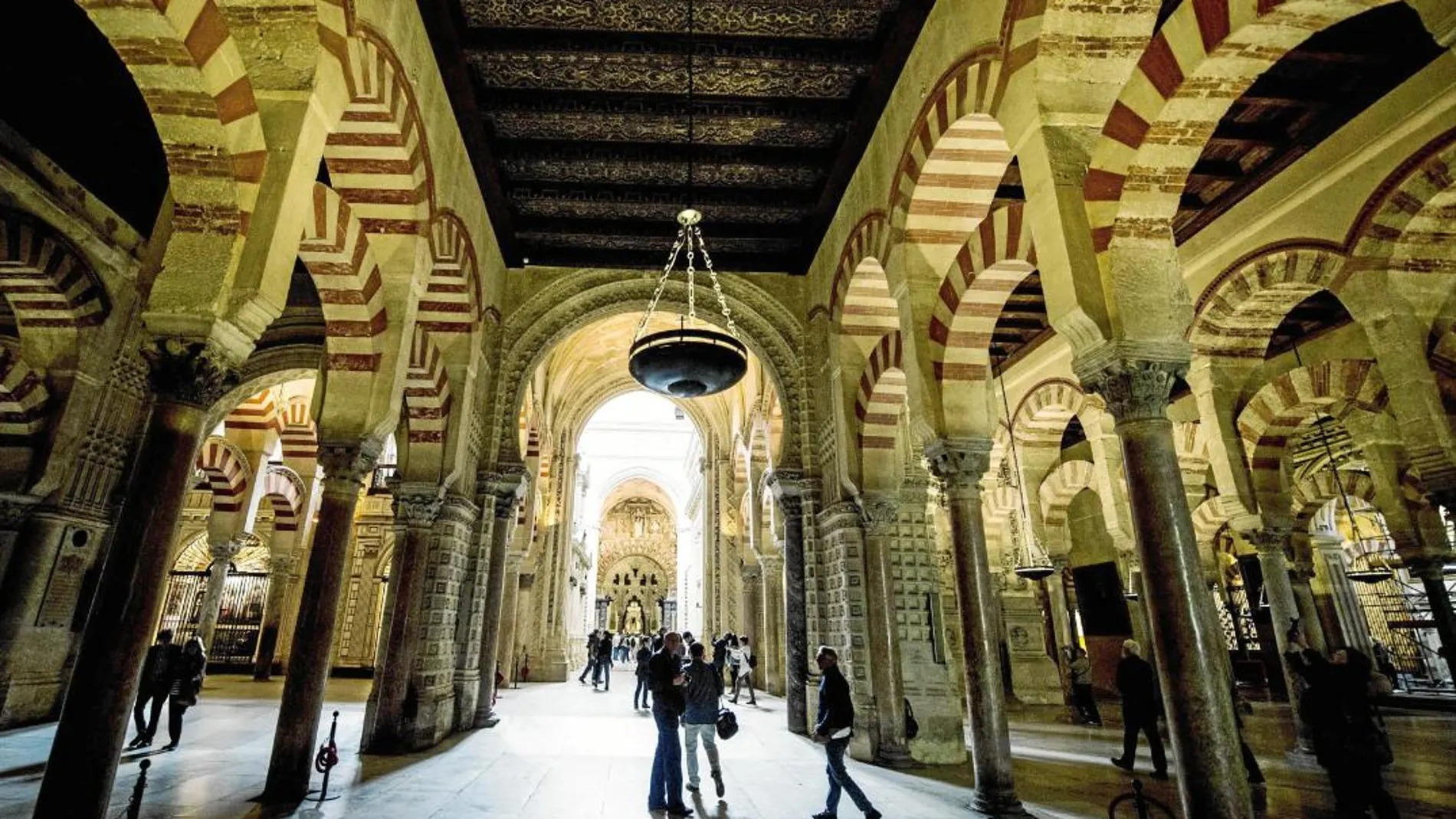 La Mezquita de Córdoba fue registrada por primera vez en 2006, por 30 euros. Aún así, su titularidad es clara desde la época de Fernando III
