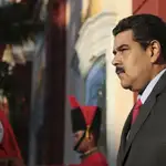  Maduro anuncia un plan de «emergencia nacional» ante el pulso opositor