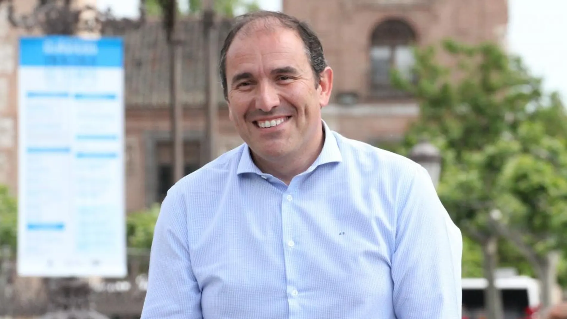 El ex alcalde «popular» de Alcalá renuncia a su acta y deja la política