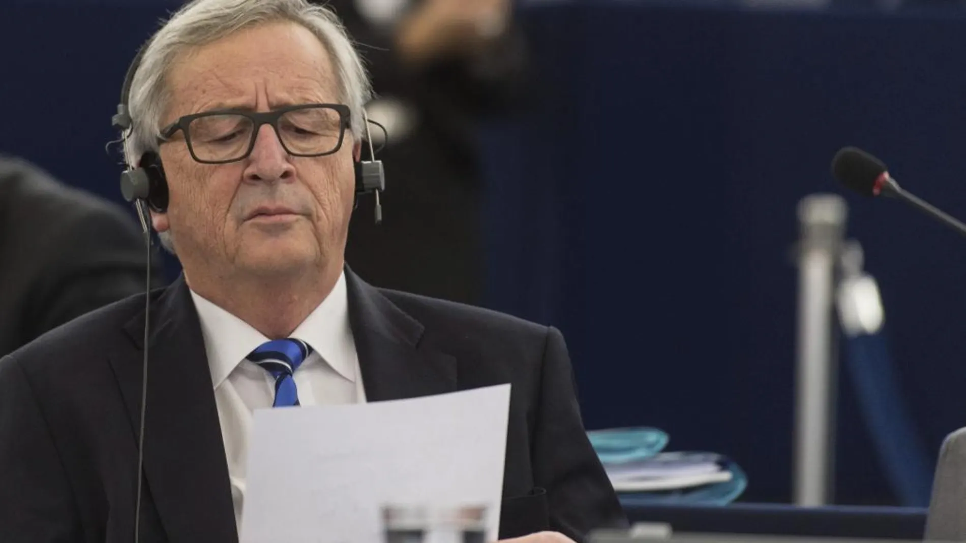 El presidente de la Comisión Europea, Jean-Claude Juncker, hoy la sesión plenaria del Parlamento Europeo en Estrasburgo.