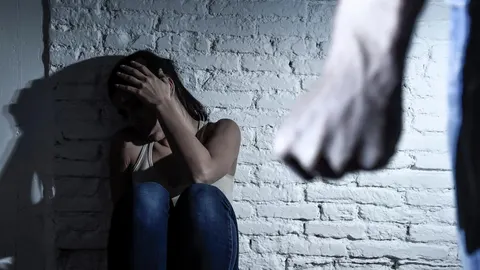 En 2007 se puso en marcha el Sistema de Seguimiento Integral de los Casos de Violencia de Género (Sistema VioGen) / Foto: Dreamstime