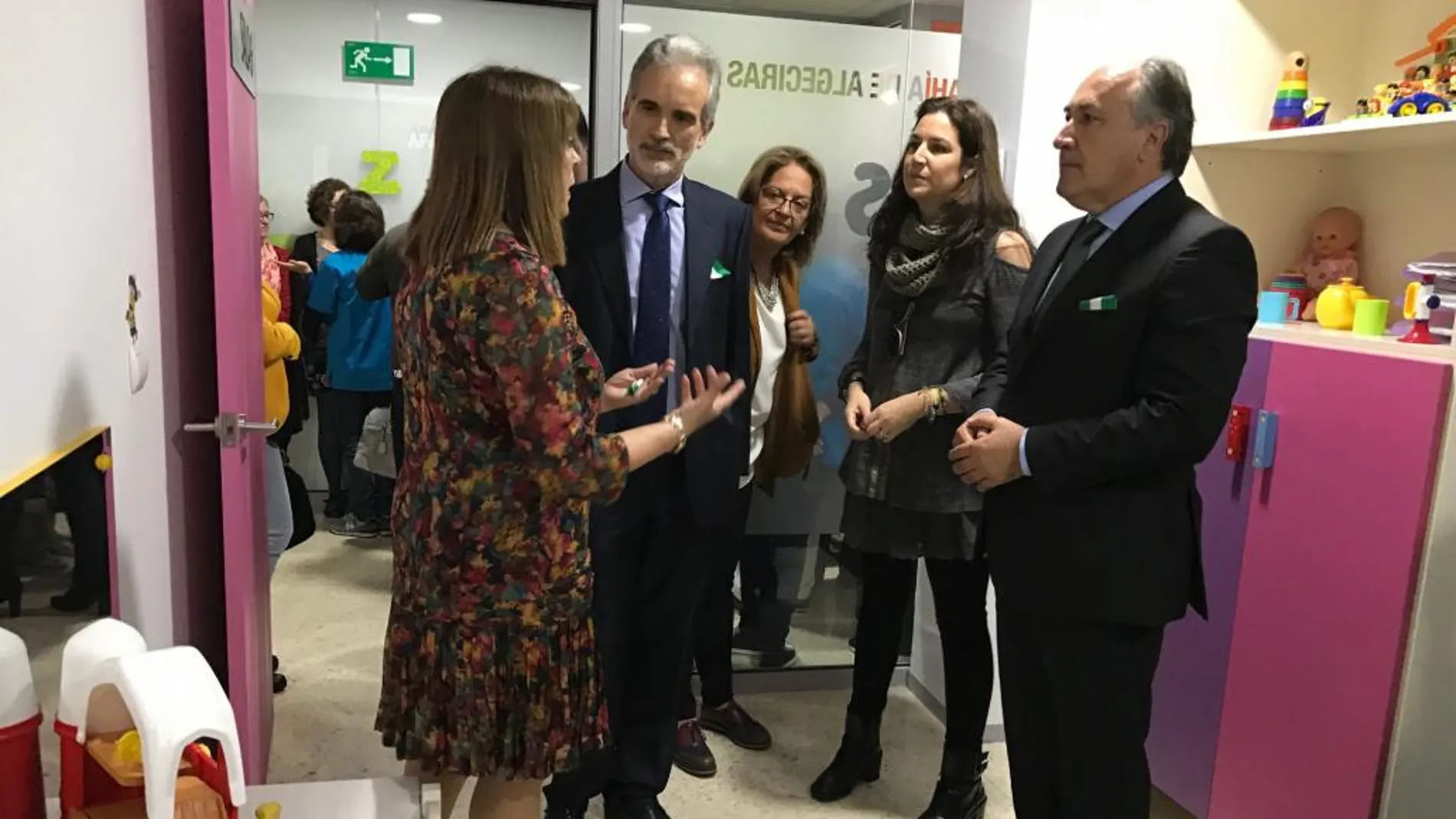 Aquilino Alonso inauguró ayer el nuevo centro de atención temprana de Algeciras