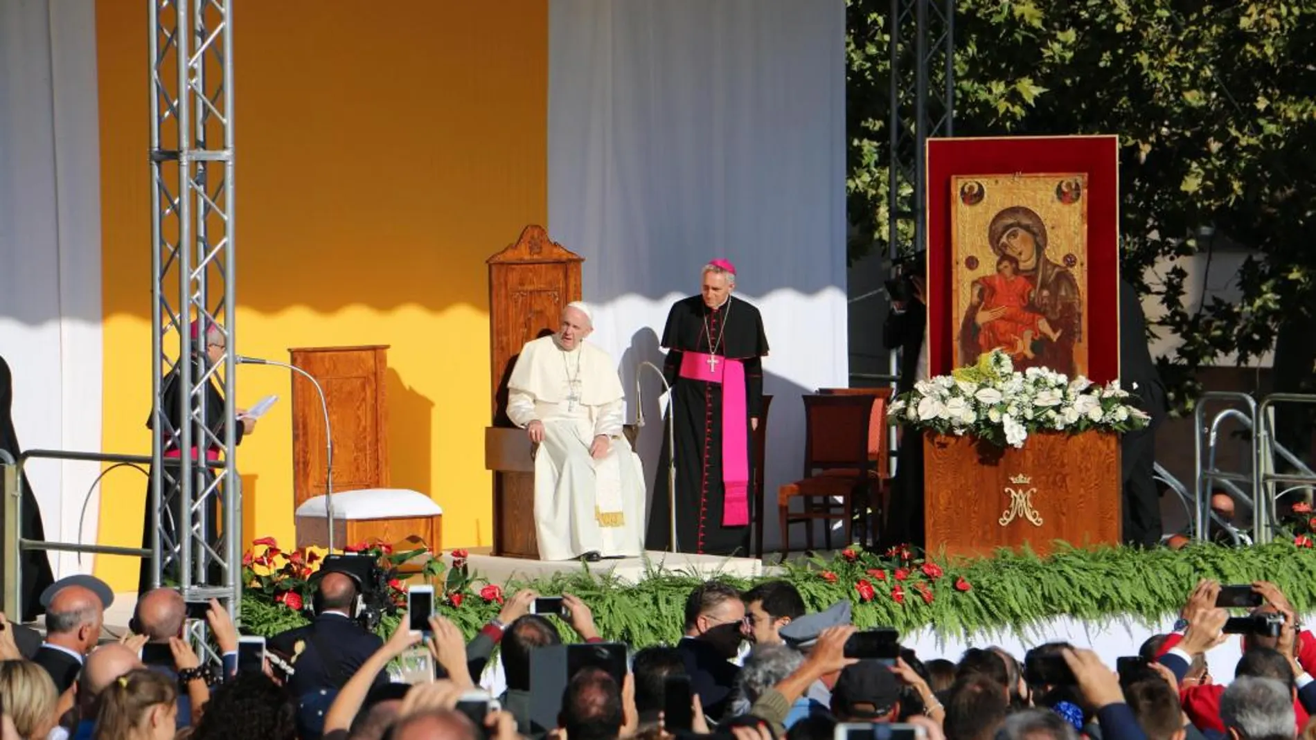 El Papa, durante su visista a Sicilia. Foto: Efe