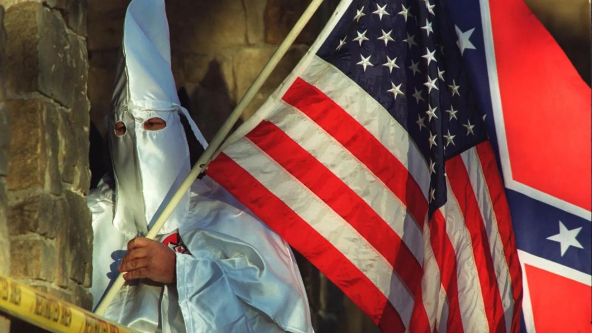 Un miembro del Ku Klux Klan en EE.UU.