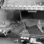Exterior del aparcamiento del centro comercial Hipercor de Barcelona tras el atentado de ETA