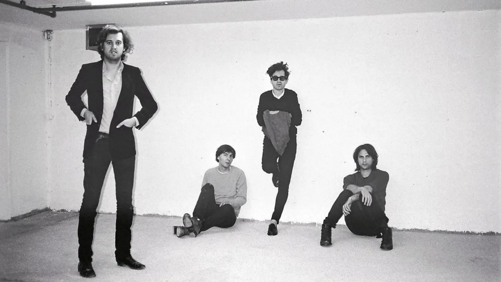 Phoenix graba en la mesa de Michael Jackson