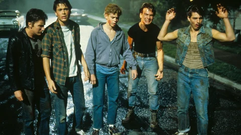 Los adolescentes problemáticos de «Rebeldes», de Susan Hinton o los amigos de Winnie the Pooh conforman prototipos de la figura de pandilla de amigos donde queda claro que eso de que los amigos se eligen es una tontería