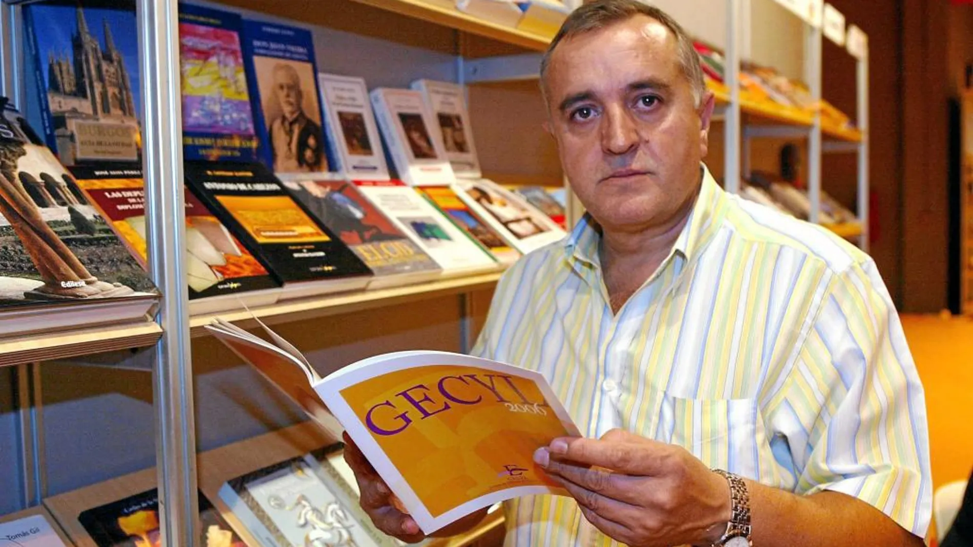 El editor y librero Mario Martín Fraile, en una de las Ferias del sector celebrada en Madrid