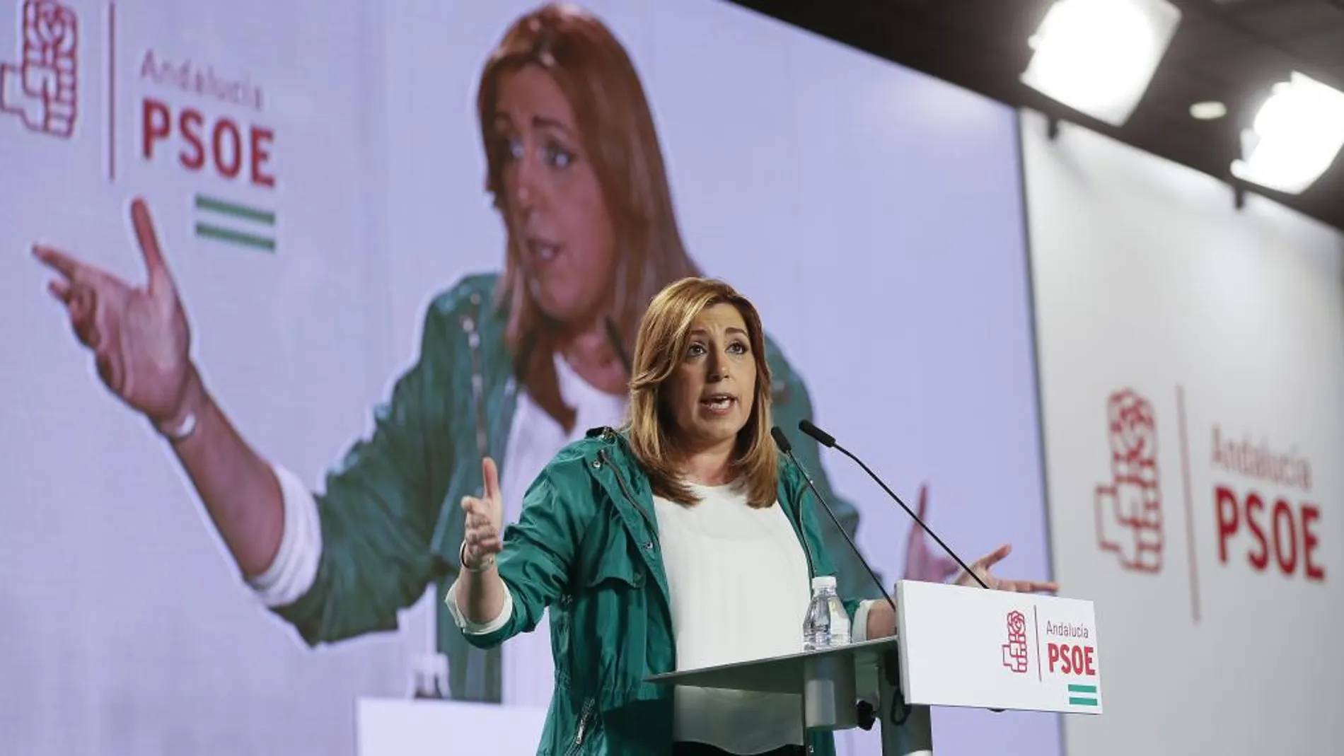 La secretaria general del PSOE andaluz y presidenta de la Junta, Susana Díaz, durante el acto conmemorativo del Día de Andalucía organizado por esta formación política.
