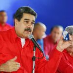 Nicolás Maduro, durante una reunión con dirigentes del partido de Gobierno el domingo para anunciar un plan nacional de ahorro