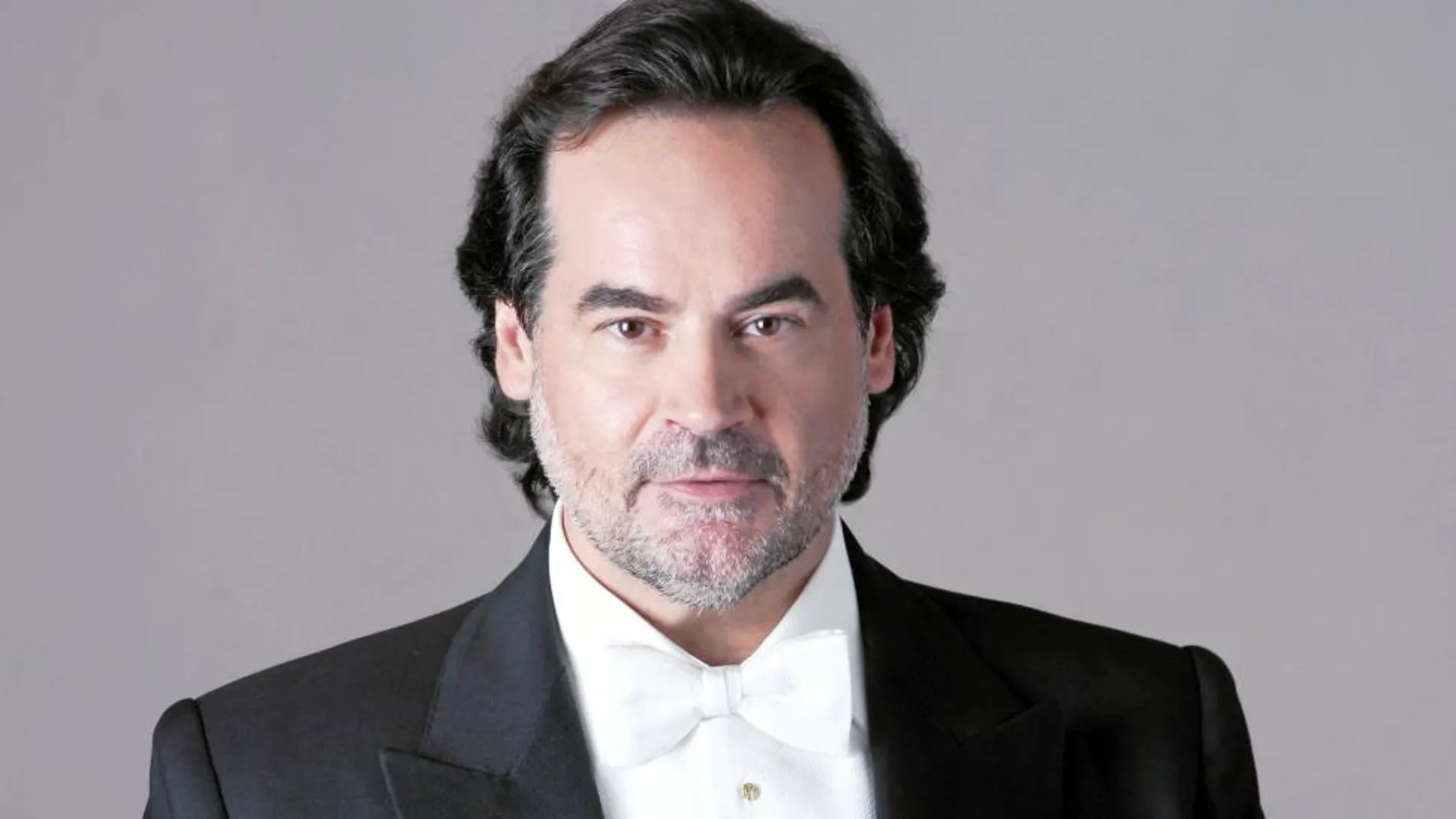 El tenor Josep Bros debutó en 1992 en el Liceu con la ópera «Anna Bolena»