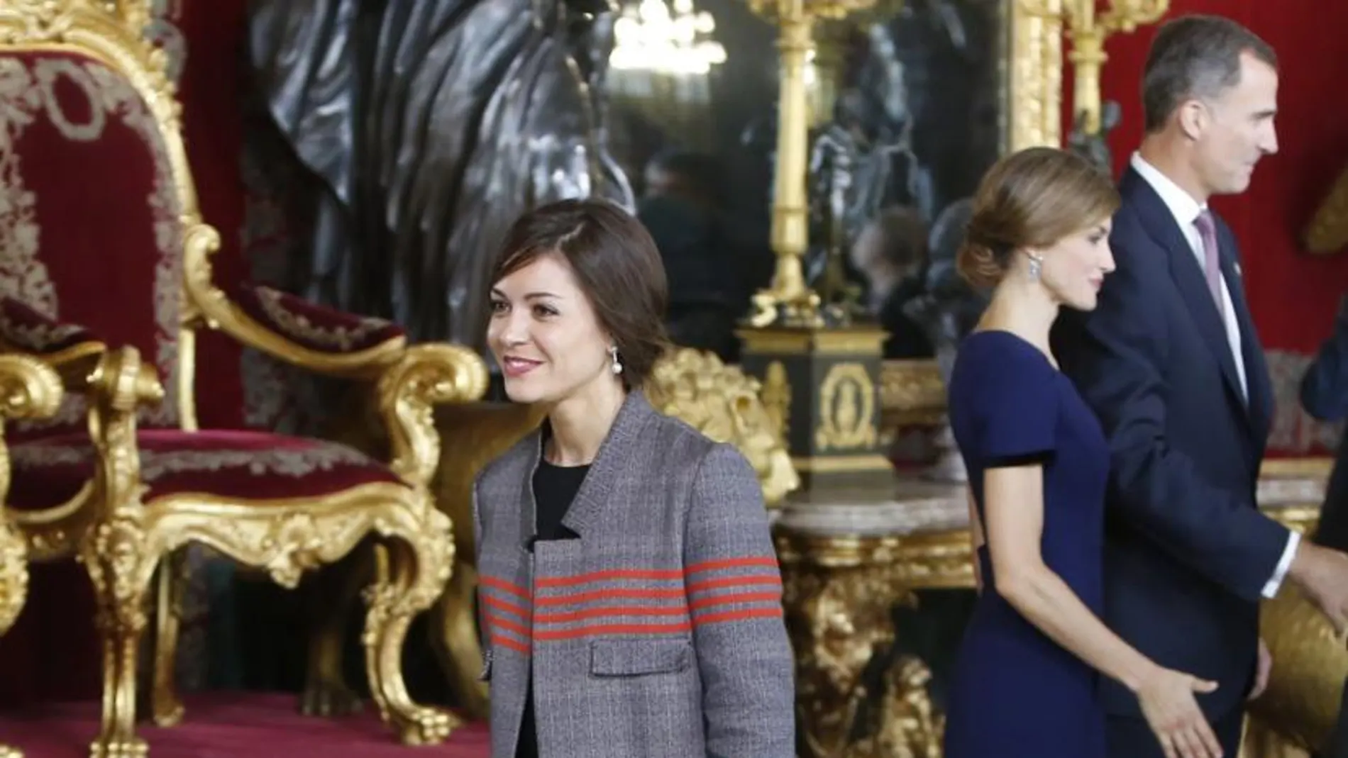 Eva Fernández, tras saludar a los Reyes durante una recepción en el Palacio Real