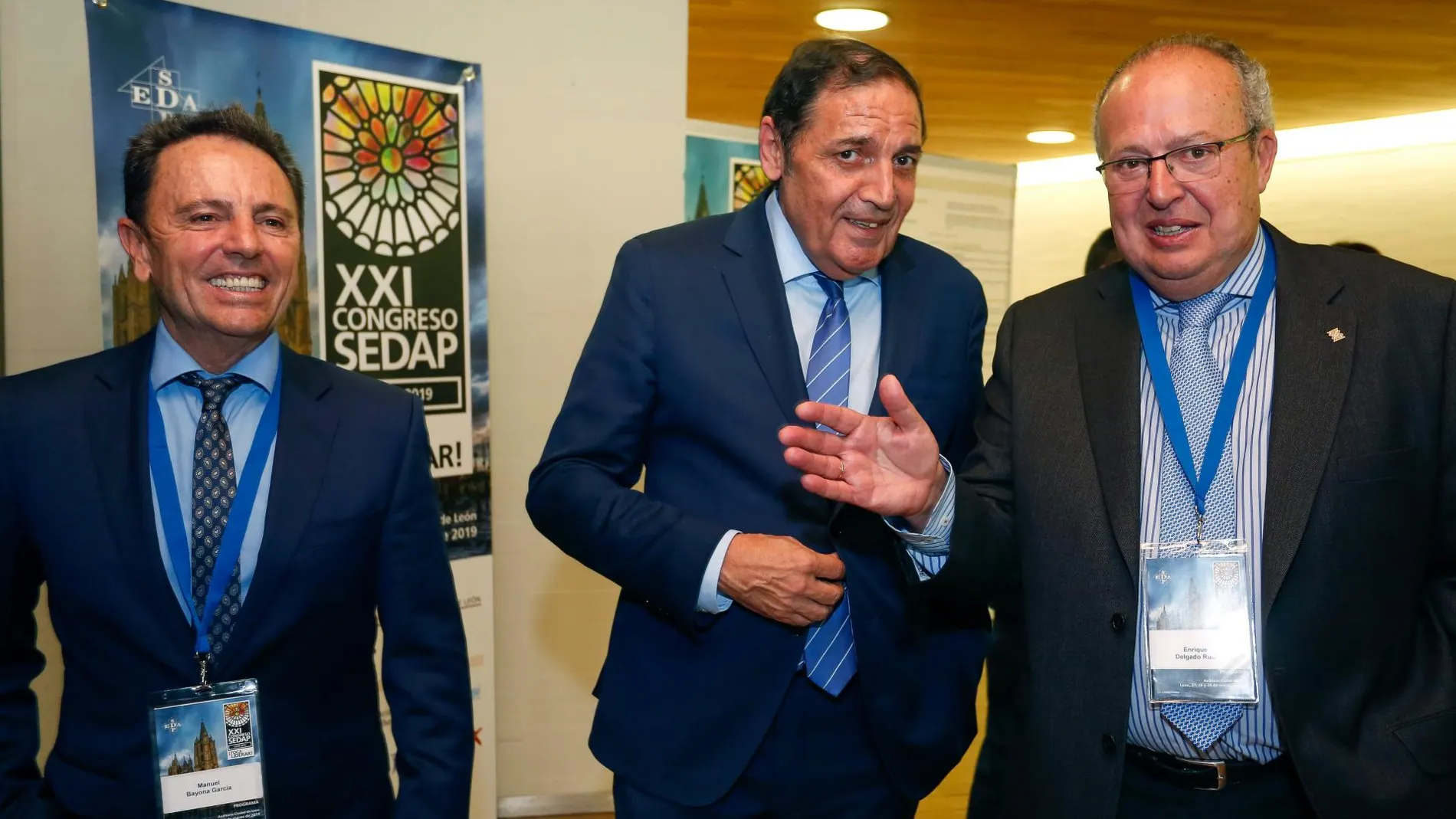 El consejero de Sanidad, Antonio María Sáez Aguado junto a Enrique Delgado y Manuel Bayona, ayer en León