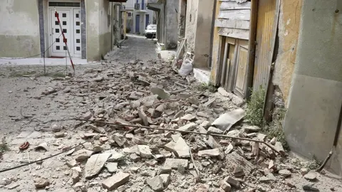 Vista de los daños causados en la ciudad de Plomari