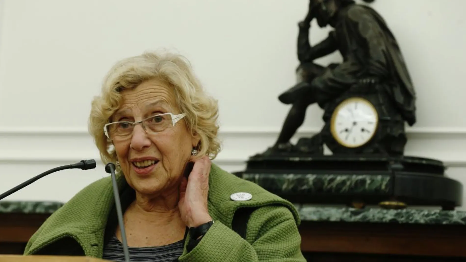 PP y C´s amenazan con llevar al TC a Carmena por silenciar a la oposición