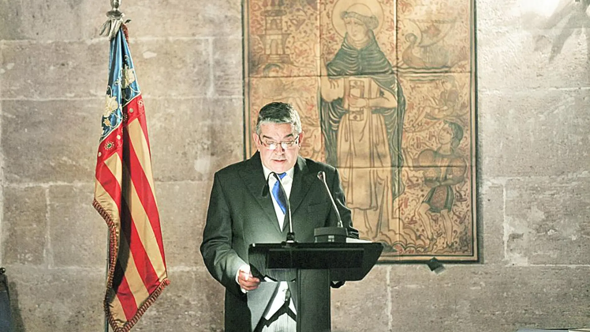 José Manuel Vela, ayer durante su discurso de ingreso en la Real Acadèmia Valenciana de la Llengua (RACV)