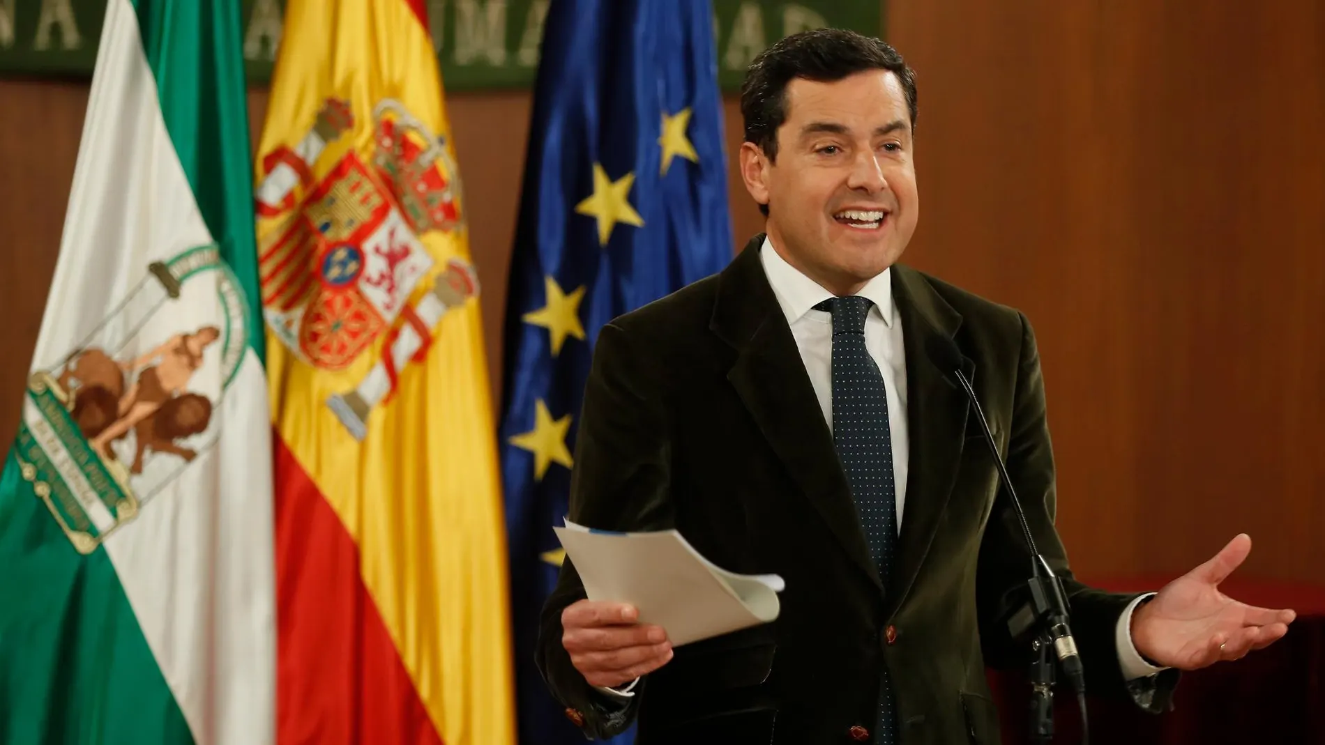 El próximo presidente de la Junta de Andalucía será recibido por Pedro Sánchez / Efe