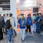 La Generalitat asegura estar «replanteándose» la presencia del Ejército en los espacios educativos y de ocio