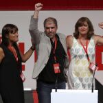 El nuevo líder de CCOO, Unai Sordo, junto a los miembros de la Ejecutiva Cristina Faciabén y María Dolores Santillana