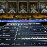 Paneles informativos de la Bolsa de Madrid