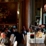 El fundador y consejero delegado de Cabify, Juan de Antonio, durante una conferencia en el "Fórum Europa. Tribuna Catalunya", ha dicho este miércoles que la aplicación ha adaptado su normativa para volver a operar en Barcelona y que no ha utilizado ningún vacío legal para cumplirla.