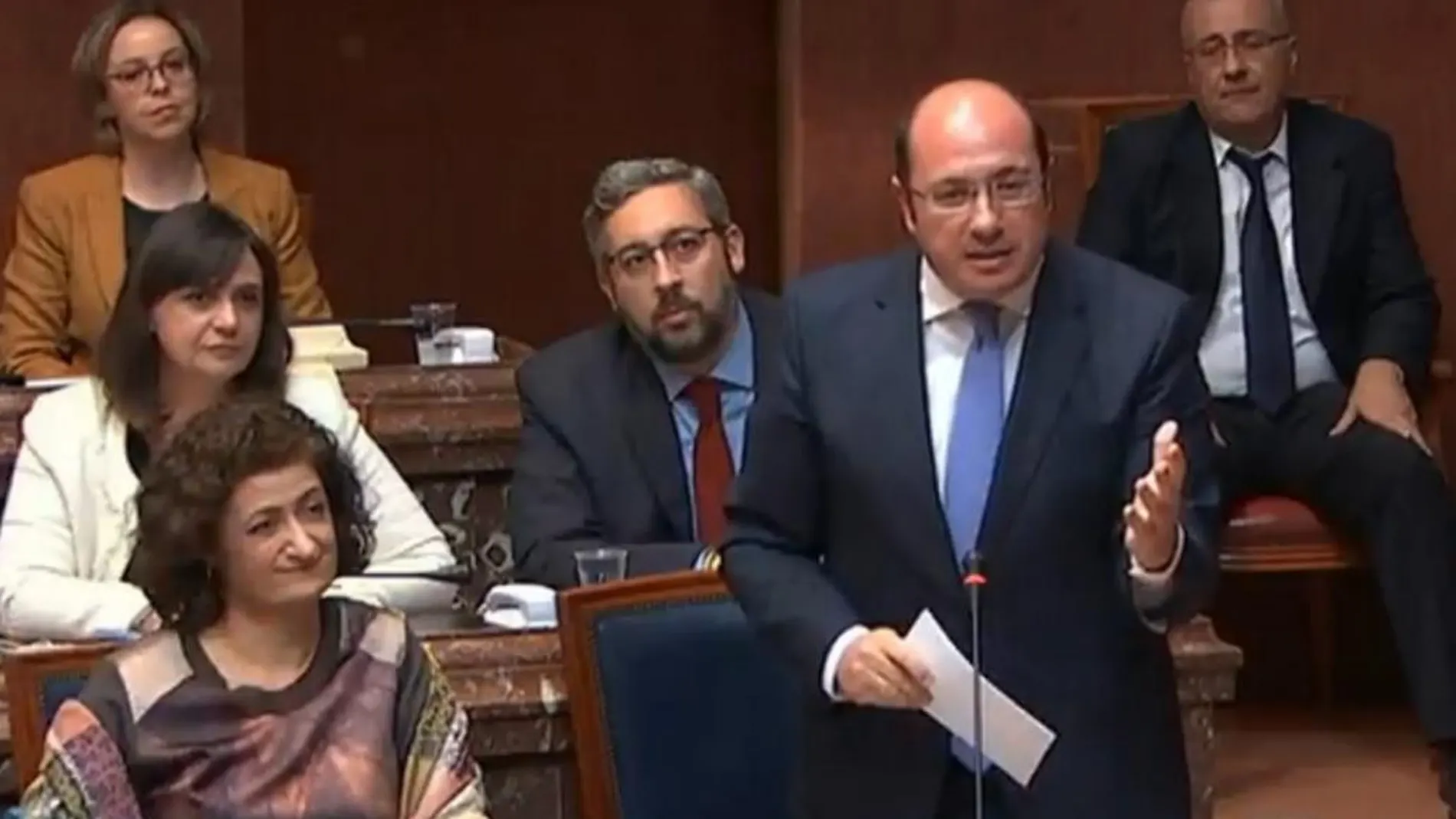 El jefe del Ejecutivo murciano, Pedro Antonio Sánchez, ayer durante la sesión de control al presidente en la Asamblea