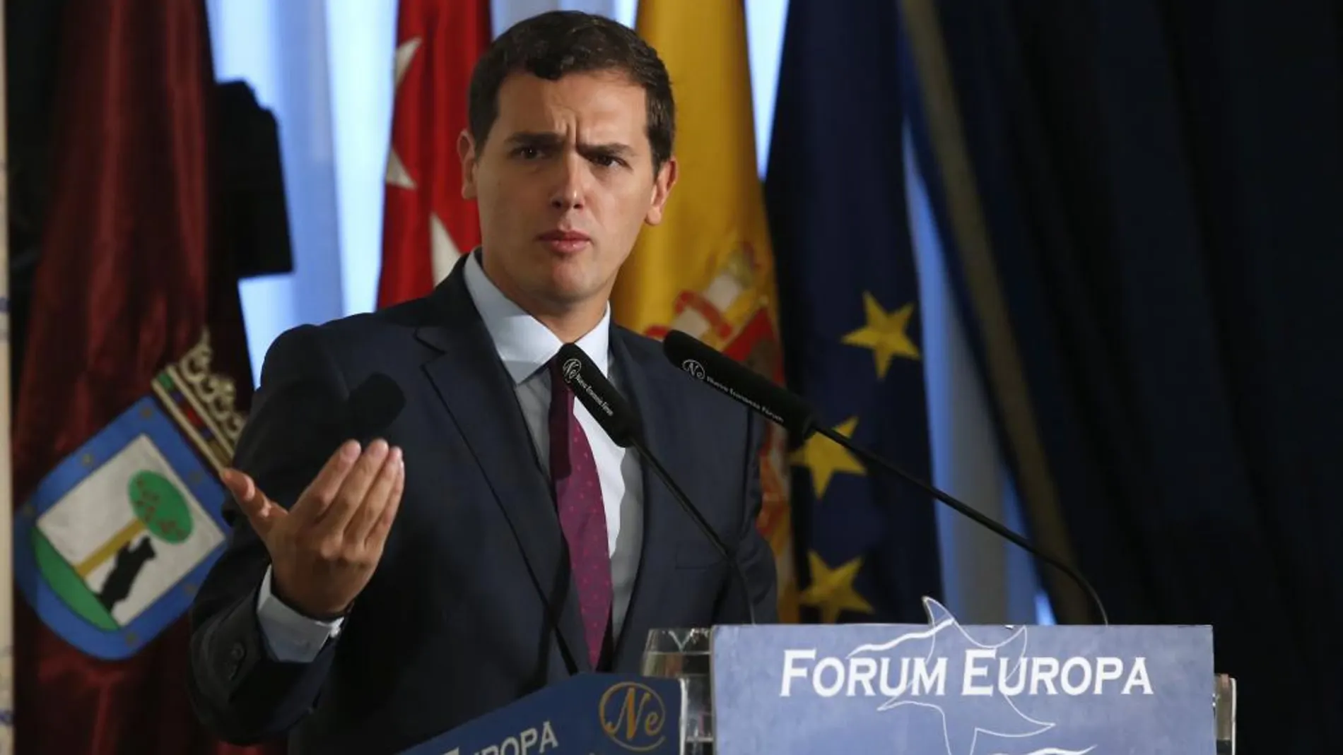 El presidente de Ciudadanos, Albert Rivera, durante su participación esta mañana en un desayuno informativo organizado por el Fórum Europa