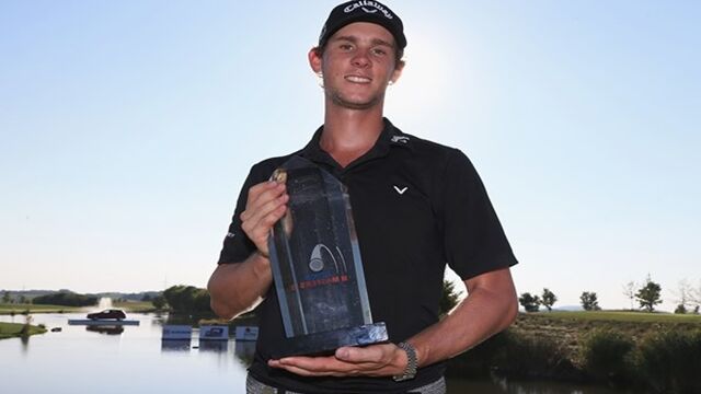 Thomas Pieters, con el trofeo