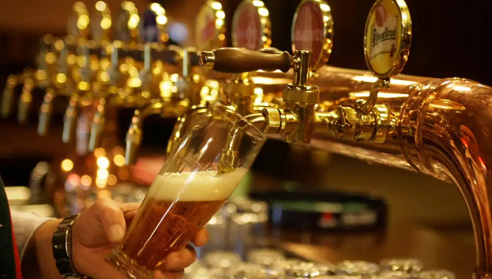 La cerveza tipo lager es la de más consumo en el mundo / AP