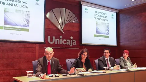 La comunidad crecerá un 2,4% en 2017, por debajo de la media nacional