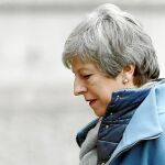 La primera ministra británica, Theresa May, ayer, a su regreso a Londres / Reuters