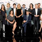 Fotografía de grupo de los presentadores de todas las ediciones de Antena 3 Noticias, que se han convertido en una referencia informativa / Atresmedia