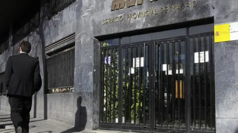 Fachada de una oficina de Muface