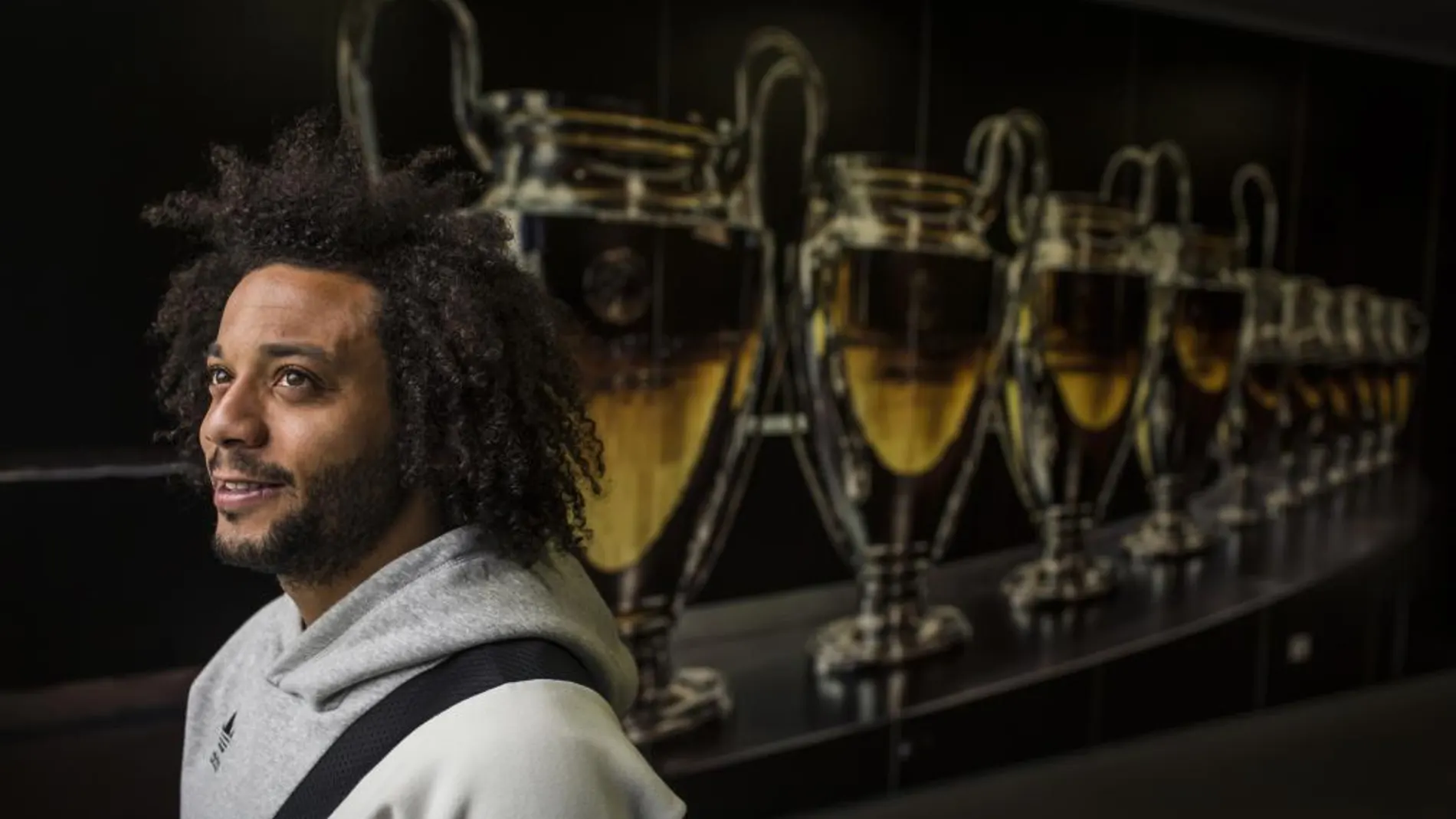 El brasileño confía en el grupo para volver a conquistar el trofeo que ha hecho del club blanco una leyenda. Marcelo marcó el tercer tanto en la victoria de la «Décima» en Lisboa contra el Atlético