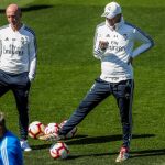 Zinedine Zidane, en el entrenamiento de esta mañana
