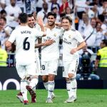 Los jugadores del Real Madrid celebran el gol anotado por Marco Asensio ante el Espanyol / Efe