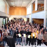 El jefe del Consejo de Gobierno, Fernando López Miras (centro), junto a todos los colectivos que han participado en la elaboración del Plan de Juventud de la Región. LA RAZÓN