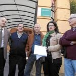 Los prejubilados afectados frente a la Consejería de Justicia, donde exigieron el pago de las pólizas