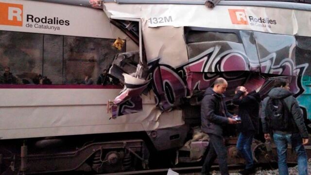 Uno de los trenes colisonados