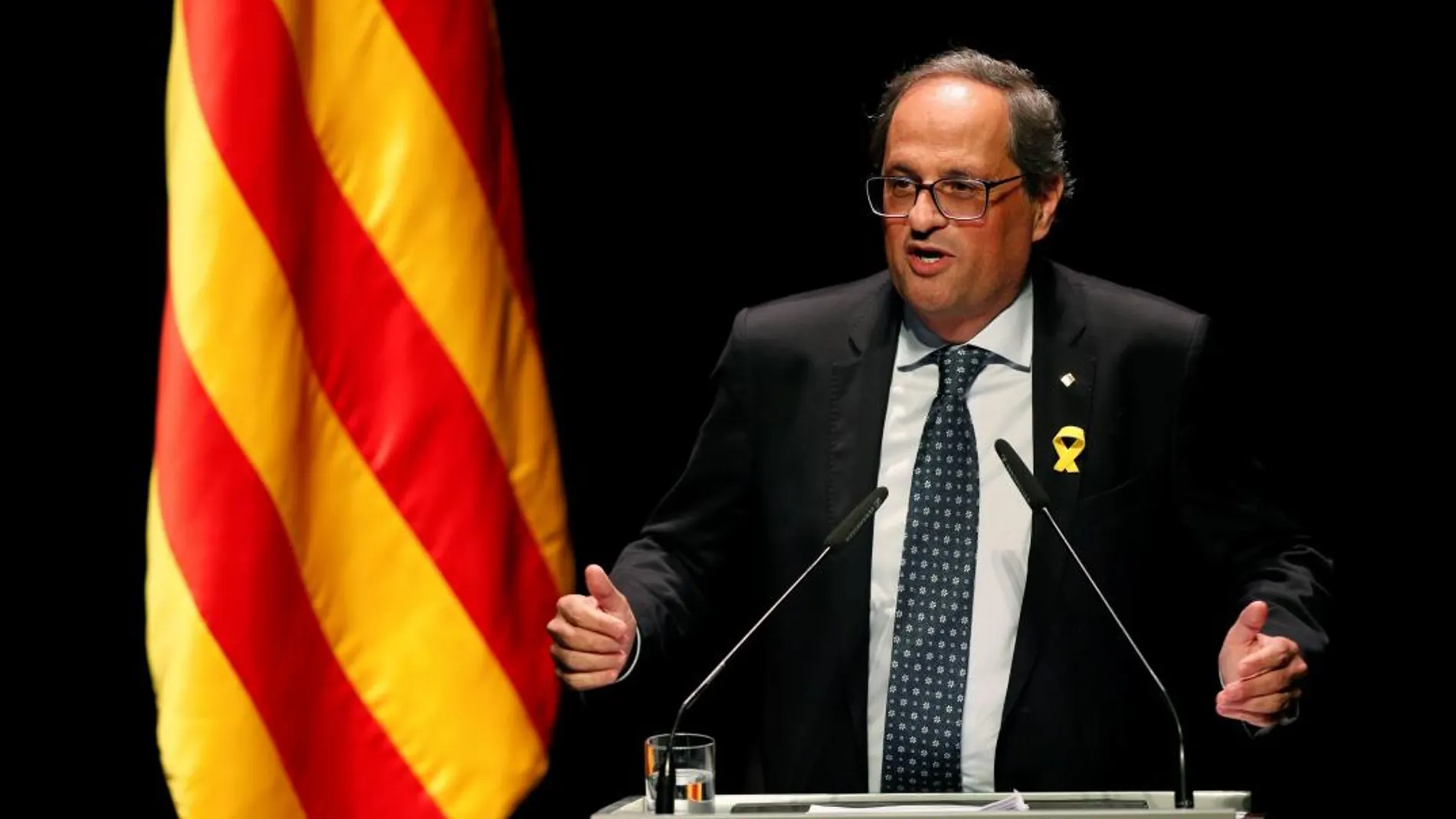 El presidente de la Generalitat, Quim Torra, pronuncia la conferencia con el título "Nuestro momento” hoy en el Teatro Nacional de Cataluña, en Barcelona. EFE/ Alejandro García